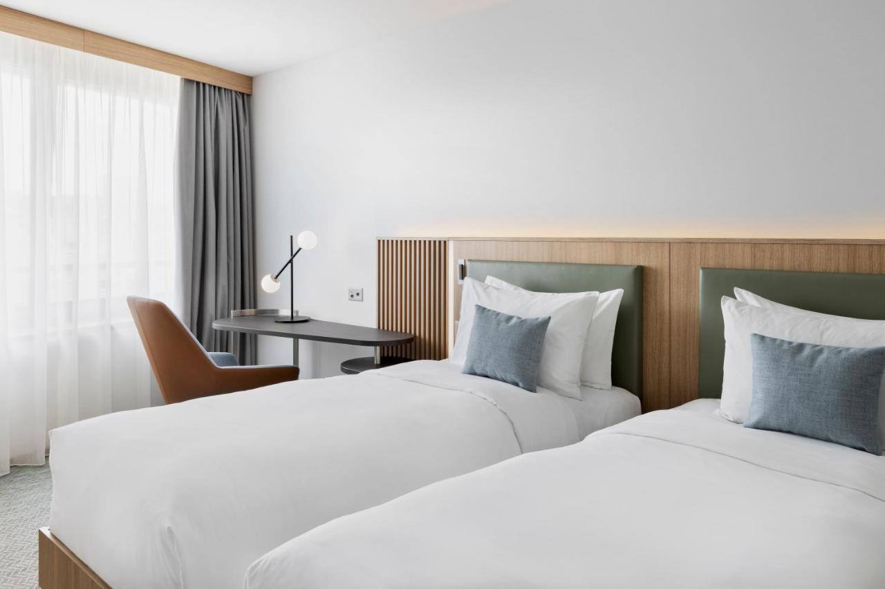 Hotel Courtyard By Marriott Biel Bienne Exterior foto
