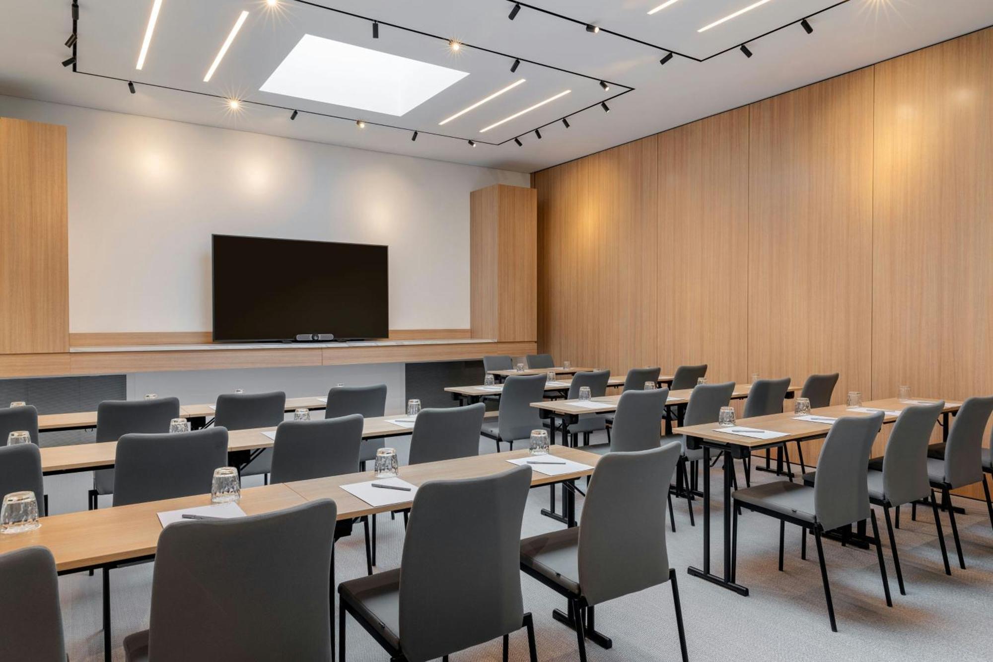 Hotel Courtyard By Marriott Biel Bienne Exterior foto